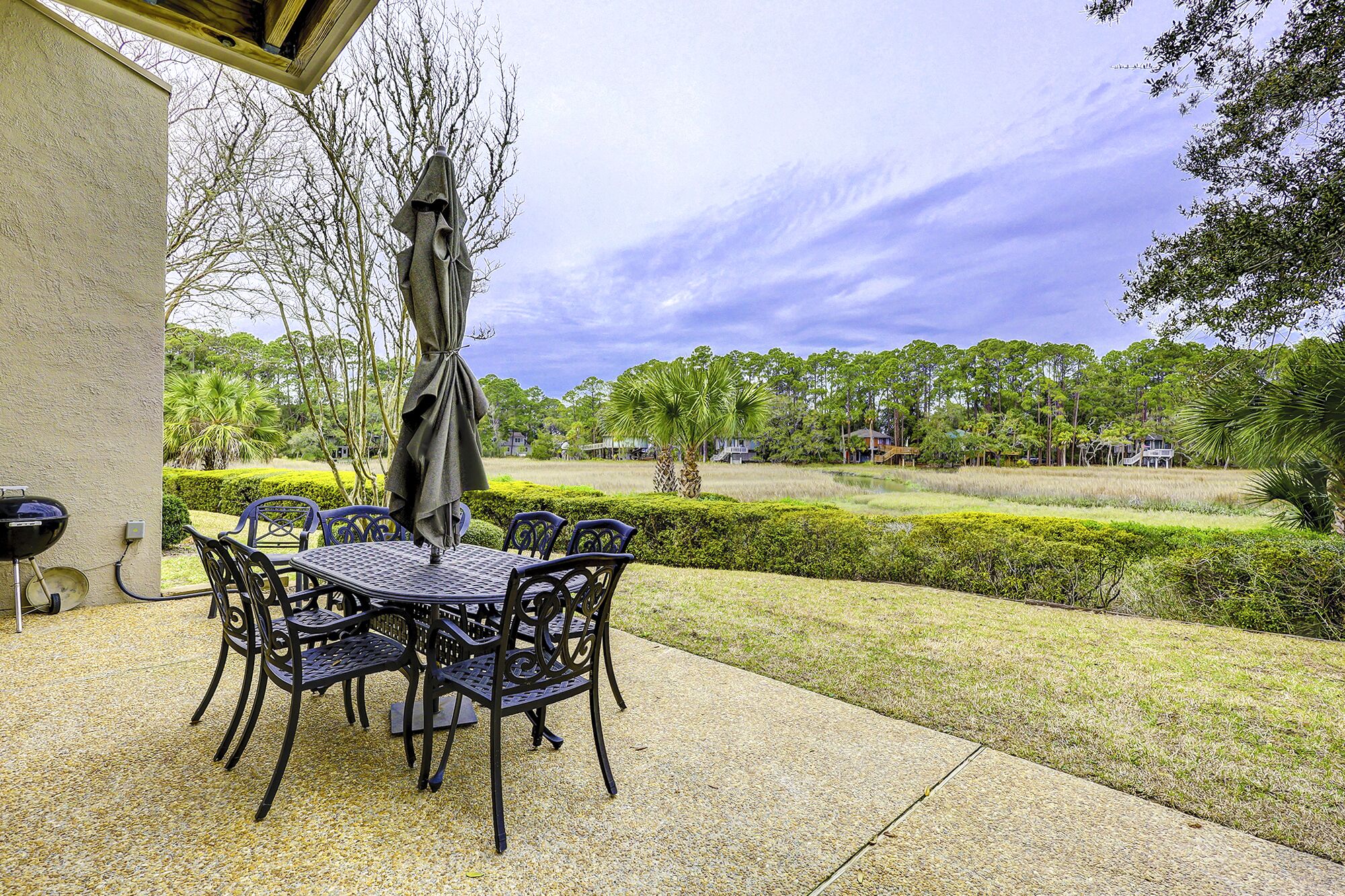 258 Stoney Creek. Lovely 3 Bedroom Townhouse in Harbour Town