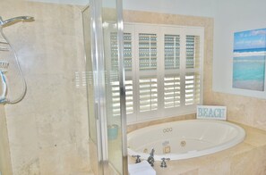 Combined shower/bathtub, towels - Southern Grace by GSVR | Charming Beachfront Retreat + FREE Activities/Golf (Gulf Shores)