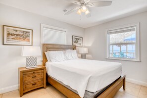 4 makuuhuonetta, silitysrauta/-lauta, internet, vuodevaatteet