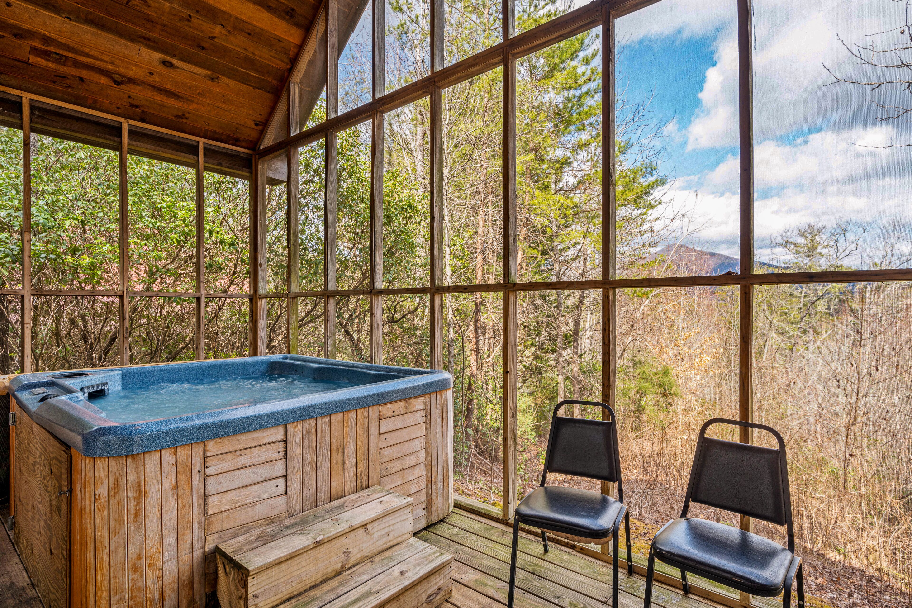 室內 SPA 浴池
