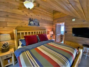 2 slaapkamers, een strijkplank/strijkijzer, gratis wifi, beddengoed