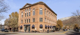 Fireplace & Chill - Perfectly Appointed Aspen Condo