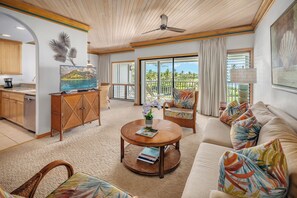 TV, DVD player, stereo - Poipu Sands 532 Panoramic Oceanview  By Suite Paradise (Koloa)