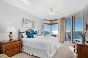 2 chambres, fer et planche à repasser, accès au Wi-Fi (inclus)