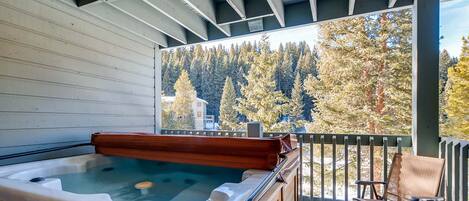 Bain à remous extérieur