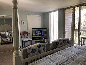 3 chambres, fer et planche à repasser, Wi-Fi gratuit, draps fournis