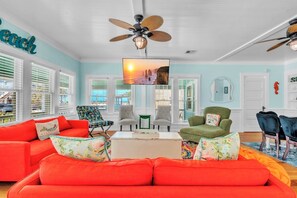 Unclassified image, 2 of 46, button