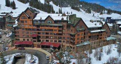 Zephyr Mtn Lodge 2211 de WPLCo | Impresionantes vistas de la pendiente | Lindo condominio | Accesible