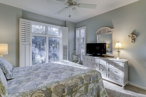 4 Schlafzimmer, Bügeleisen/Bügelbrett, WLAN, Bettwäsche