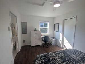 2 bedrooms, WiFi, bed sheets