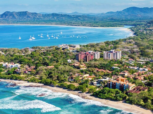 On the beach - Villas Langosta 1, ocean & Sunset views terrace, Direct Beach Access (Tamarindo)