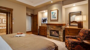 4 chambres, fer et planche à repasser, Wi-Fi gratuit, draps fournis
