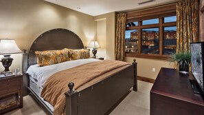 4 bedrooms, iron/ironing board, free WiFi, bed sheets - One Steamboat Place: "Mt. Yale" #611 - Slopeside Luxury 4BR (Steamboat Springs)