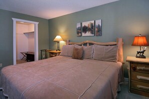 2 bedrooms, iron/ironing board, travel cot, WiFi
