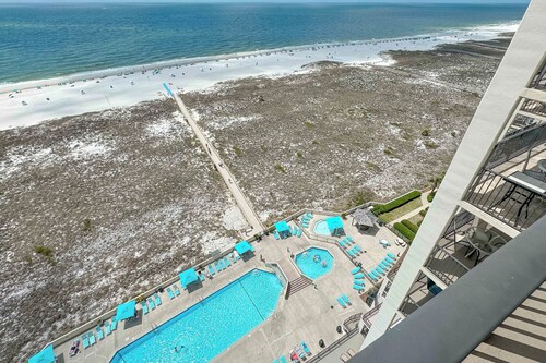 Phoenix VII 1509 | Beachfront | Breathtaking 15th Floor Views of Gulf | My Beach Getaways