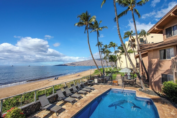 Kihei Sands B5 - Beachfront living for your Hawaiian vacation! The only thing between you and the ocean is a sandy beach.