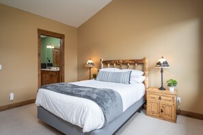 3 quartos, ferros/tábuas de passar roupa, Wi-Fi de cortesia