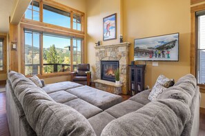 Smart TV, fireplace, video games, DVD player