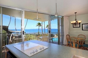 Dining - Exceptional Location, Breathtaking Ocean View: Kamaole Nalu #204 (Kihei, Maui)