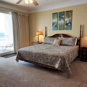 4 soverom, strykejern/-brett, wi-fi (inkludert) og sengetøy