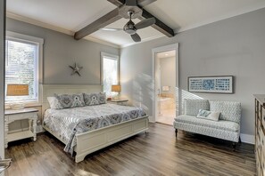 7 bedrooms, iron/ironing board, free WiFi, bed sheets