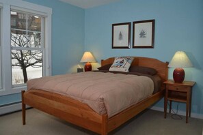4 habitaciones, escritorio, tabla de planchar con plancha y wifi gratis