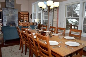 تناول الطعام