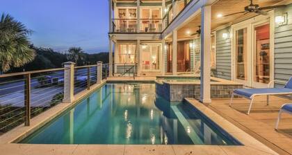 Luxury Home with Private Pool, Hot Tub, & Rooftop Terrace! Ocean Views, Beach Across Street