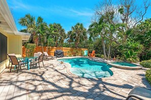 Pool - Manatee Manor by Duncan Real Estate (Anna Maria)