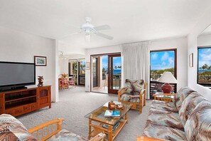 Tv, dvd-spelare och en stereo