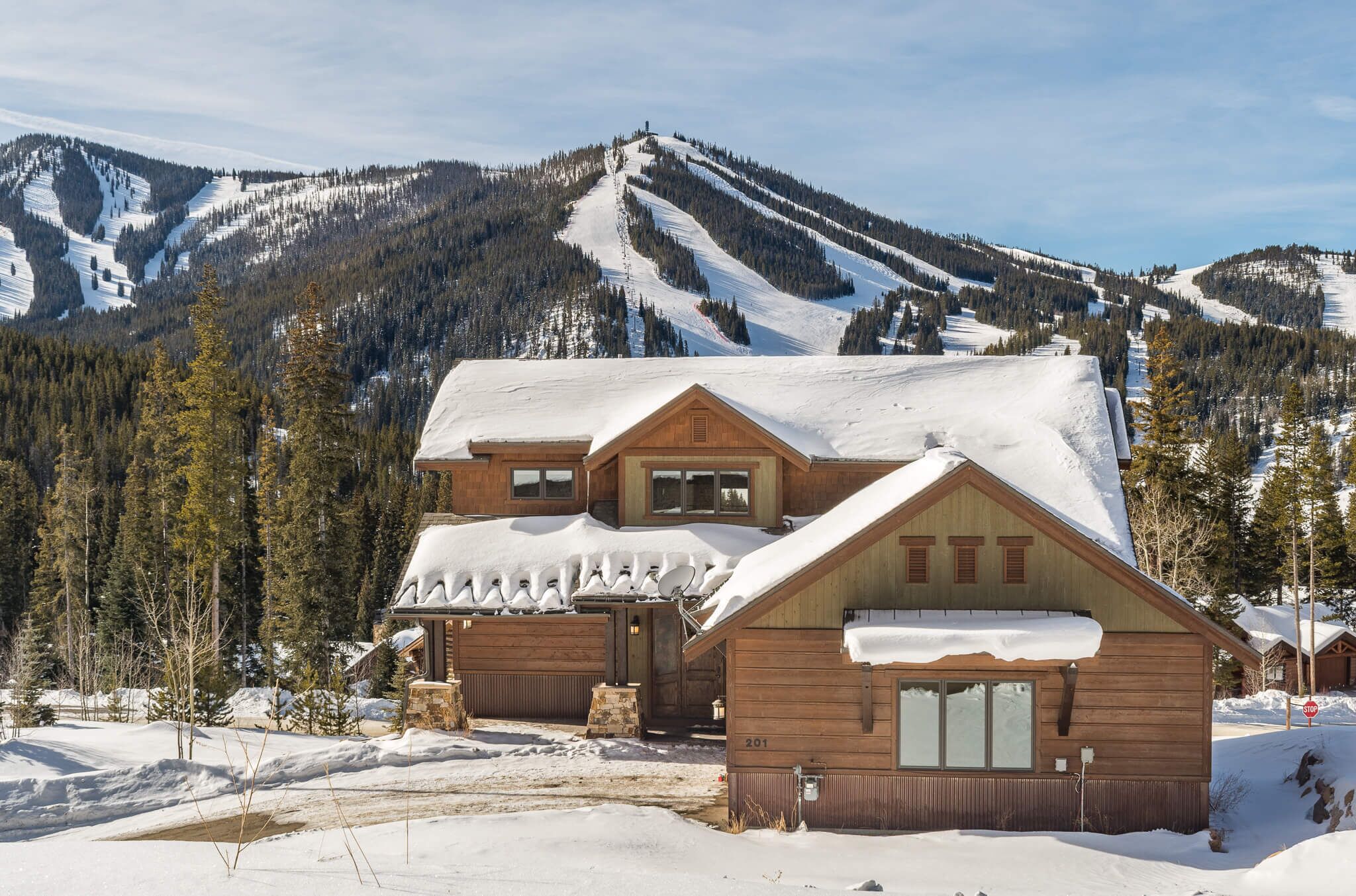 Pet Friendly Paradise | Luxe Neighborhood | Hot Tub & Pool Table | Lakota Reserve