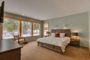 4 Schlafzimmer, Bügeleisen/Bügelbrett, kostenloses WLAN, Bettwäsche