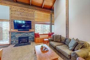 TV, fireplace, DVD player