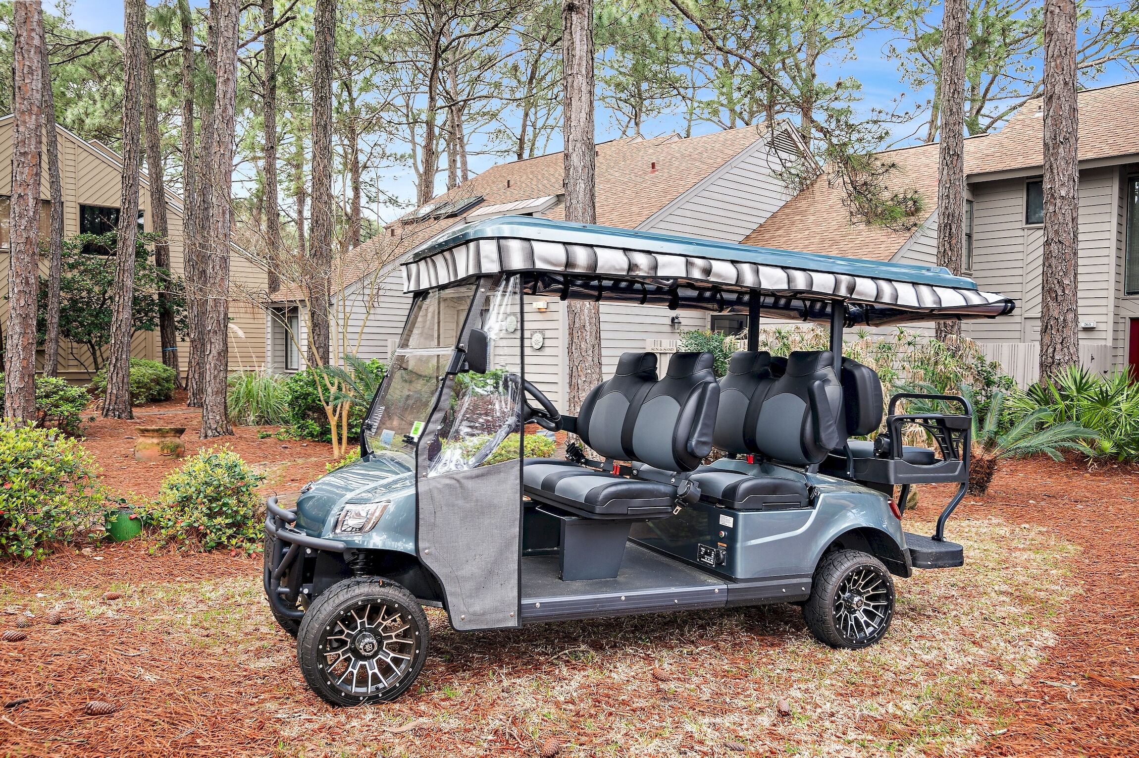 Pet Friendly ~ New Golf Cart ~ Bay Views ~ Golf Course Views