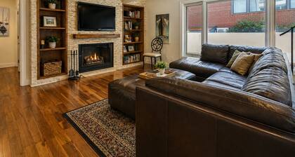 Walk Everywhere! Deluxe Downtown Condo w/ Hot Tub
