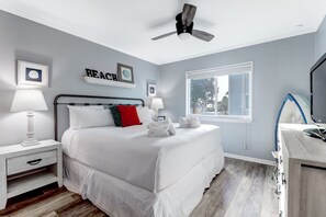 2 bedrooms, iron/ironing board, free WiFi, bed sheets
