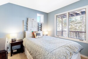 3 عدّة غرف نوم وإنترنت مجاني وملاءات أسرّة