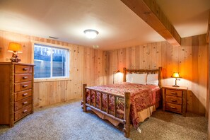 5 bedrooms, travel crib, free WiFi, bed sheets