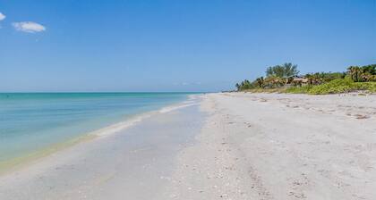 ISLAND BEACH CLUB 340F - Pet-friendly Sanibel Condo With Beachview