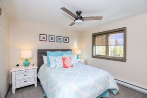 2 dormitorios, tabla de planchar con plancha, Internet gratis