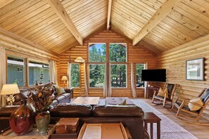 Una Smart TV, un reproductor de DVD