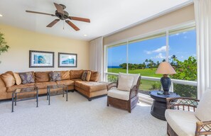 Smart TV, DVD player - Emmalani Court #225 Fabulous Views! Air Conditioning in Both Bedrooms (Princeville)