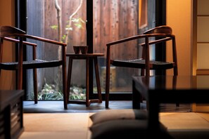 Japanese Town Style House | Living area | Flat-screen TV - Rinn Tofukuji Kamogawa (Kyoto)