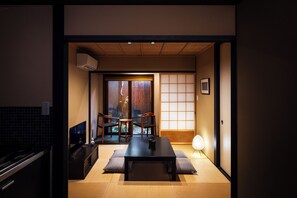 独立别墅 (Japanese Town Style) | 起居区 | 平板电视