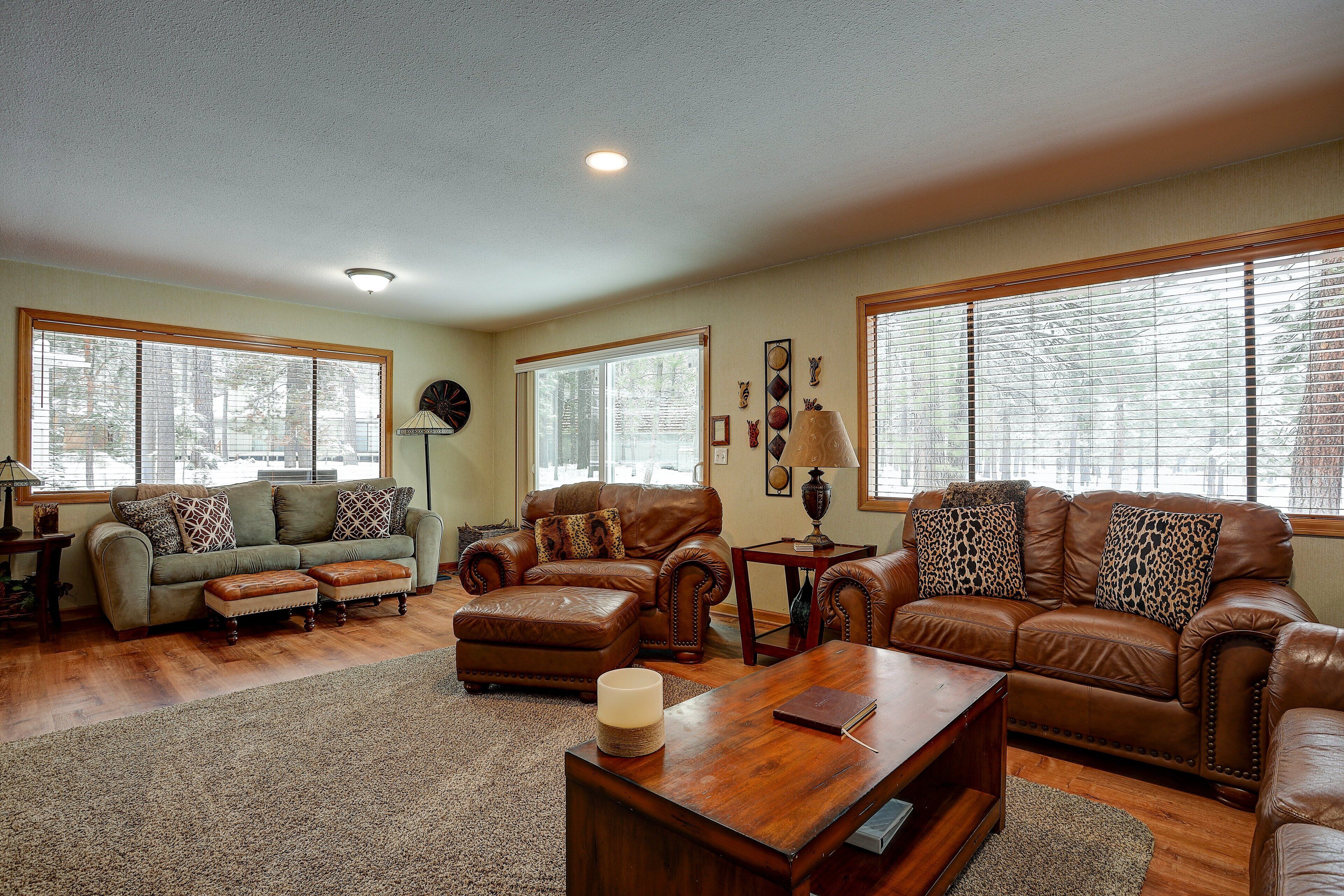 LCD TV, fireplace, DVD player, books