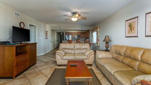 TV, DVD player - Spacious 2nd row condo with wonderful ocean view + Free Attraction Tickets! (North Myrtle Beach)