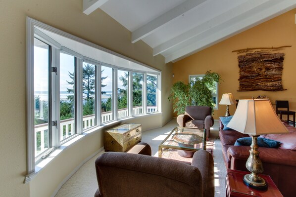 TV, DVD player, table football, ping pong