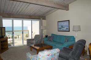 DVD player - MULTI-LEVEL, OCEANFRONT - ENJOY BEACON'S REACH AMENITIES (Pine Knoll Shores)