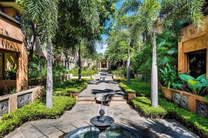 Terrace/patio - Courtyard 5♕Villa with Private Pool Across the street from the Beach♕ (Tamarindo)