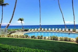 A heated pool - Your Perfect Poolside Haven: Royal Mauian 116 - Oceanfront Ground Floor Luxury! (Kihei, Maui)